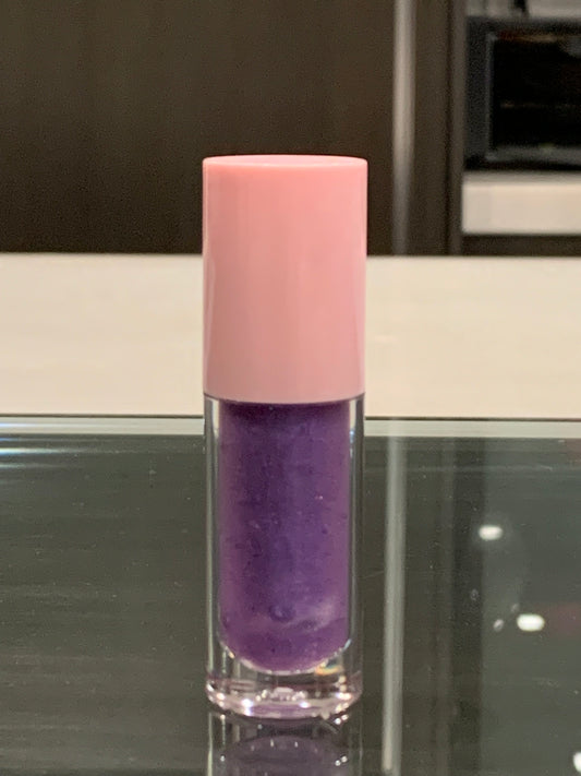 grape lipgloss